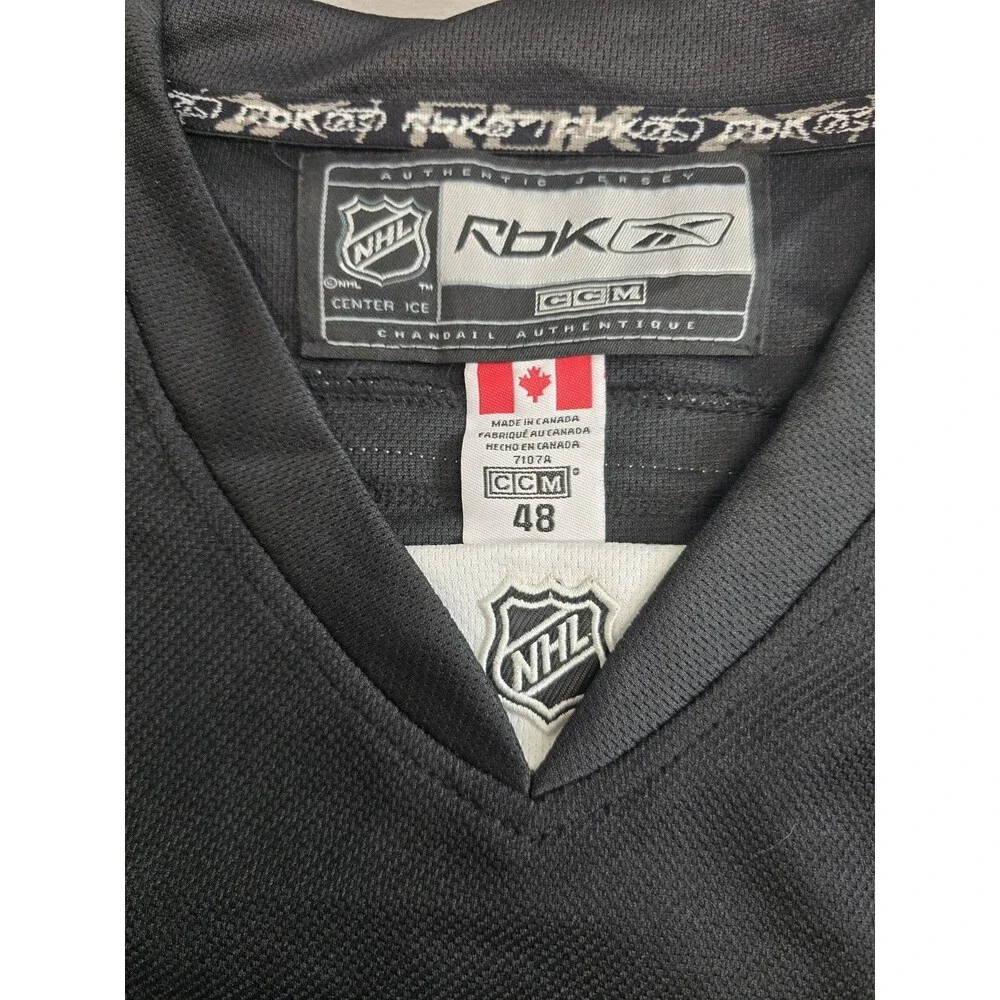 Reebok LA Kings Jonathan Quick 32 Jersey Size 48 NHL Center Ice CCM Tailor Short